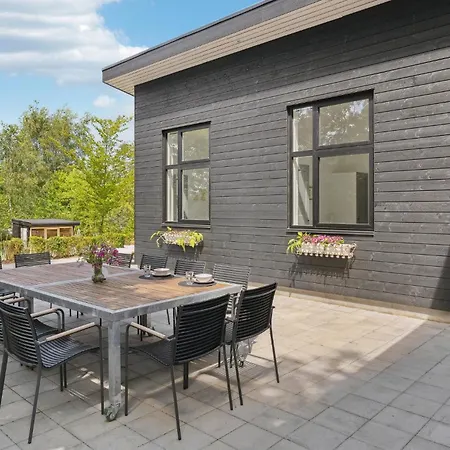 Stunning In With Wifi Fårvang